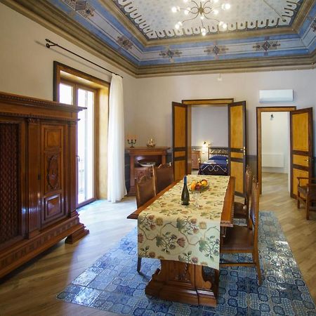 Cefas Apartments Чефалу Екстериор снимка