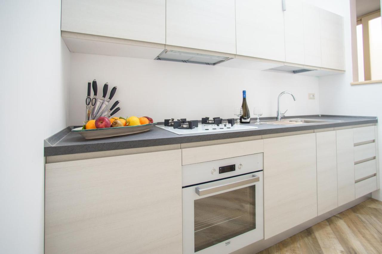 Cefas Apartments Чефалу Екстериор снимка